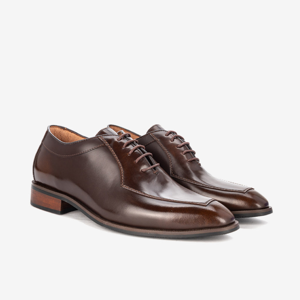 AUSTIN in Brown