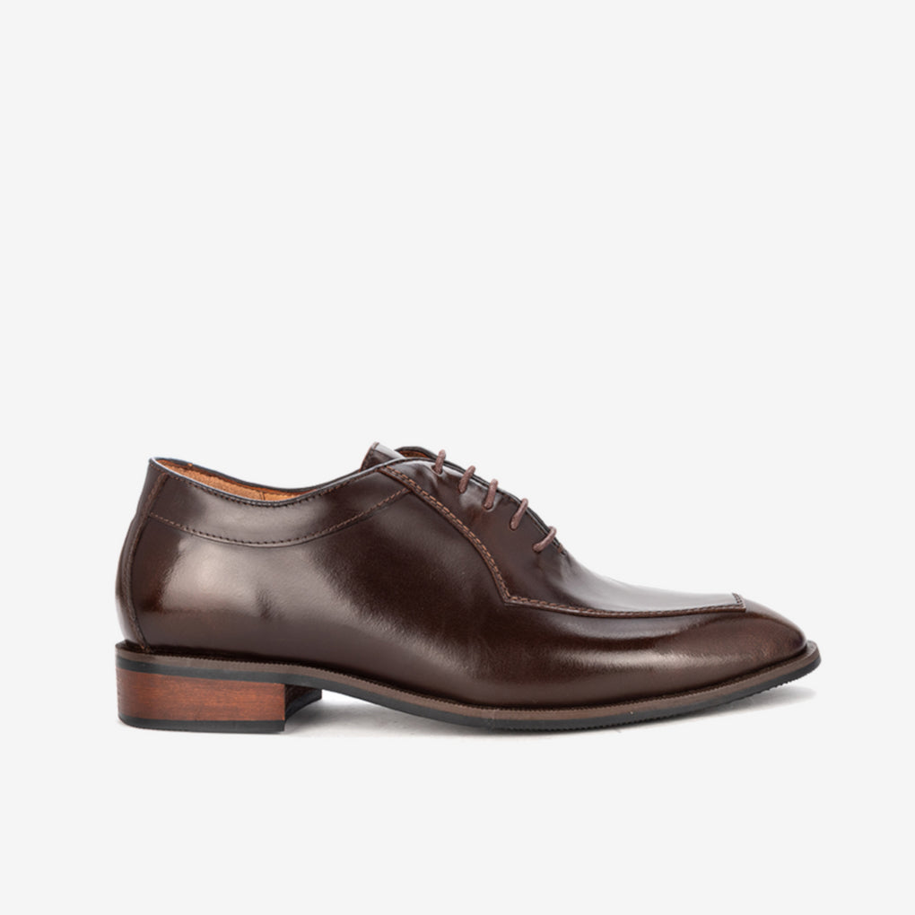 AUSTIN in Brown