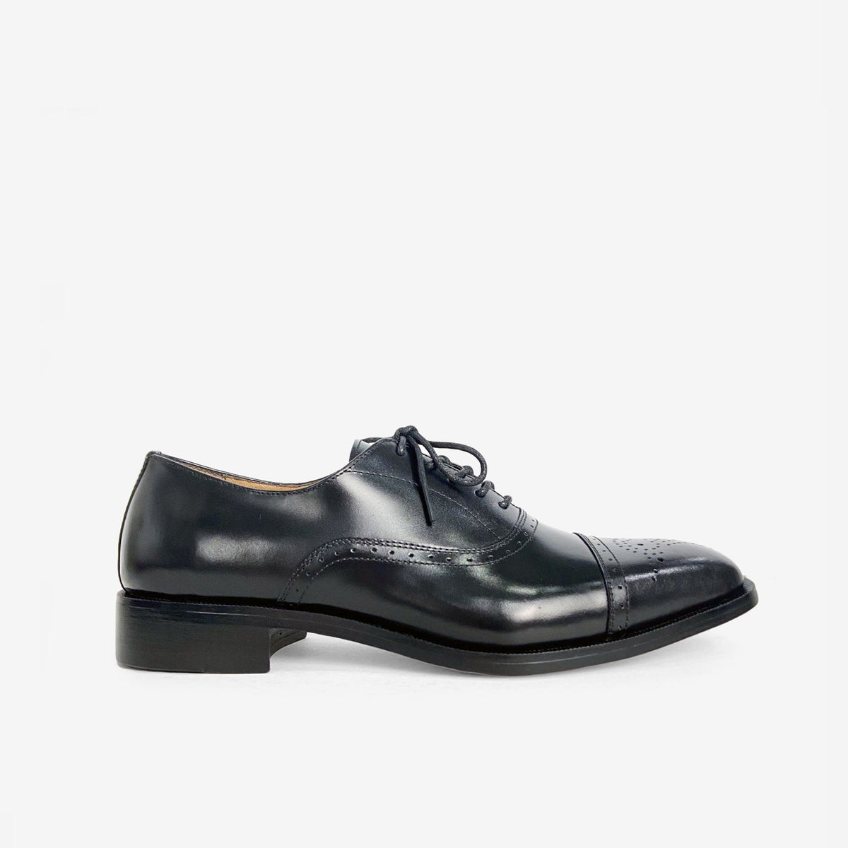 BROOKLYN in Black – BRISTOL SHOES & SHOE FACTORY